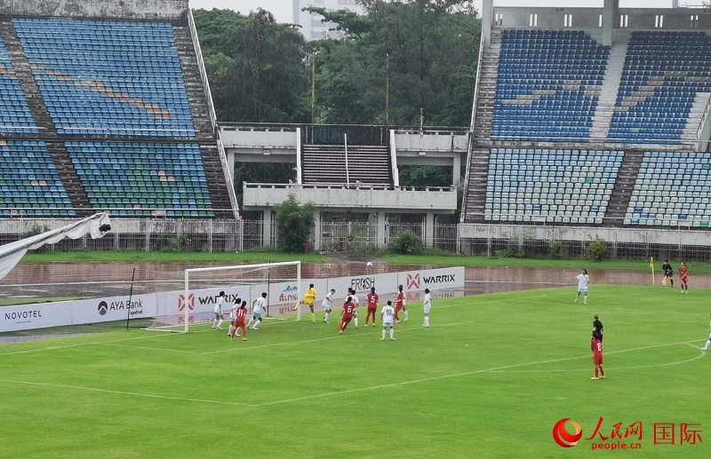 中國臺北隊門前風聲鶴唳。人民網(wǎng)記者 李秉新攝