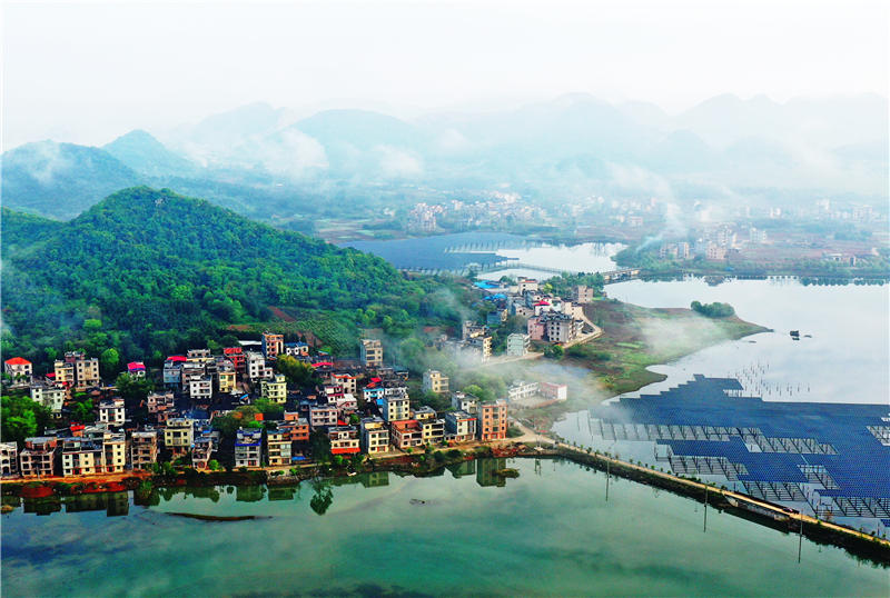 湖南省郴州市嘉禾縣千家洞水庫風(fēng)光。黃春濤攝